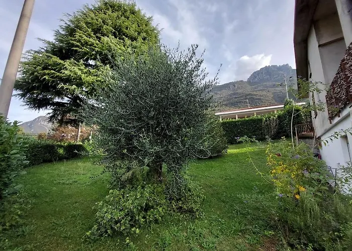 Mandello Panoramico Apartmán *